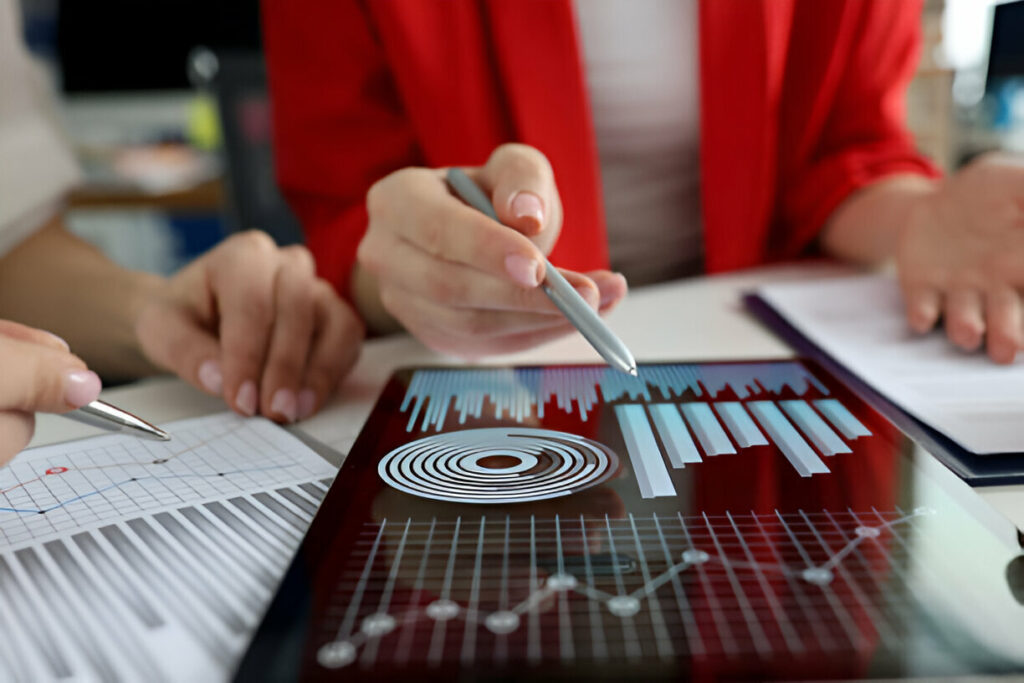 Advantages and strategic benefits of hiring a business consultancy firm